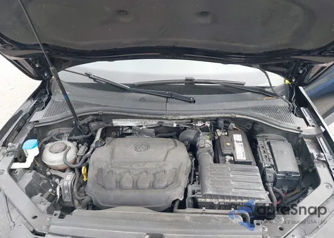 2019 Volkswagen Tiguan Se/Sel/Sel R-Line Jet-Black/Sel R-Line z USA, uszkodzony, nr VIN 3VV2B7AX3KM186299